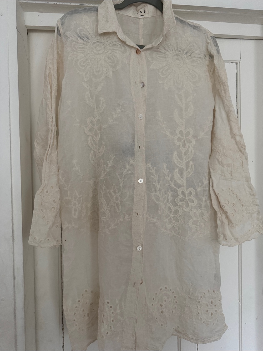 POL Lightweight Cream Button-Front Shirt